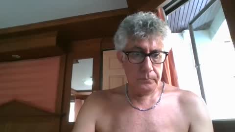 Snapshot of star0806666a chatting on 02/05/25, 08:54 star0806666a online show from 02/05/25, 08:54