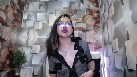 S T A R online show from 04/11/26, 01:15