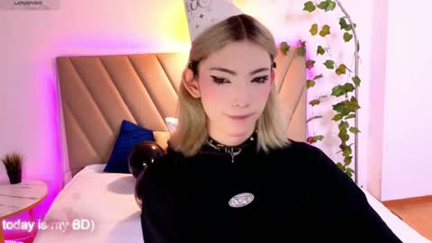 Snapshot of star_madison chatting on 07/19/26, 01:15 Madison online show from 07/19/26, 01:15