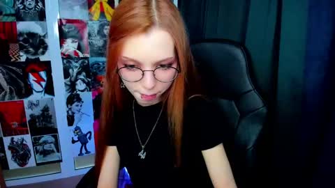 Tarra online show from 04/28/26, 02:27