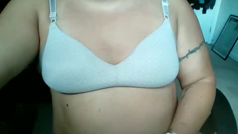 starella___saxxxton online show from 10/18/25, 02:51