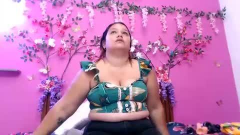 alejandra online show from 06/24/26, 07:57