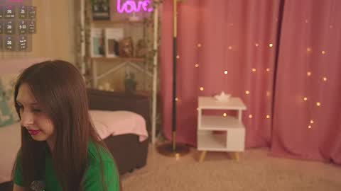 Chloe online show from 04/12/26, 12:43