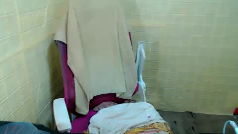 juicyFoxCocky online show from 10/13/25, 05:07