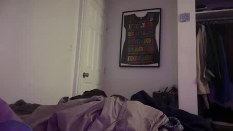 Snapshot of stargirlrising chatting on 12/16/25, 07:02 STAR online show from 12/16/25, 07:02