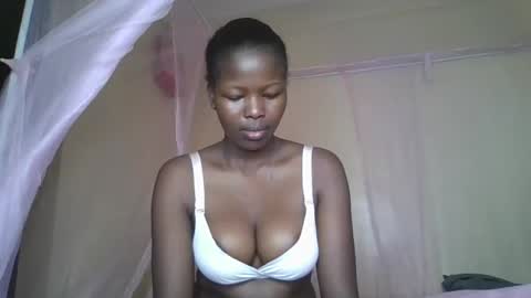 staria_diva online show from 11/23/25, 01:33