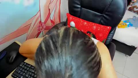 Snapshot of starlettays chatting on 12/18/25, 02:50 StarletTays online show from 12/18/25, 02:50