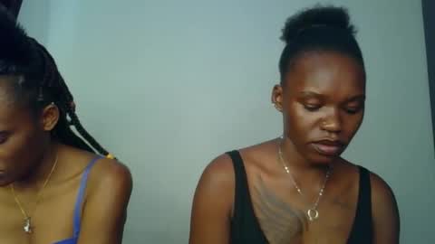 starlight_c online show from 11/18/25, 10:09