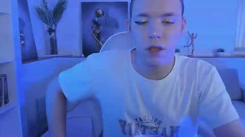 Snapshot of starlight_madison chatting on 03/02/26, 02:03 Madison online show from 03/02/26, 02:03