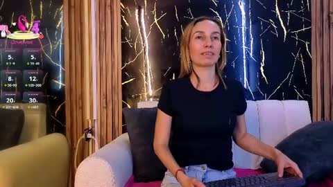 starlight_mature11_aws online show from 07/17/26, 08:03