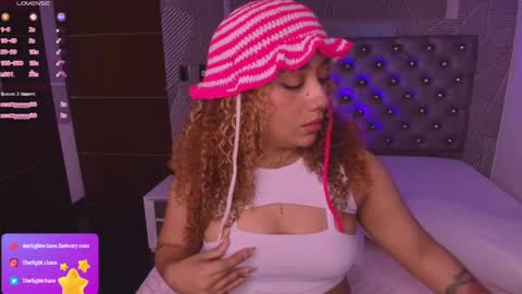 Snapshot of starlightsss_ chatting on 04/02/26, 02:37 . online show from 04/02/26, 02:37