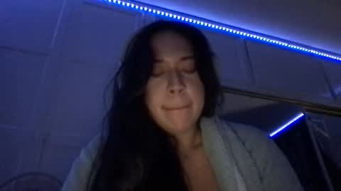 Snapshot of starlitdreams777 chatting on 03/05/25, 08:32 starlitdreams777 online show from 03/05/25, 08:32