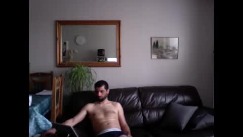 Snapshot of starpizzle chatting on 05/10/26, 05:29 Starpizzle online show from 05/10/26, 05:29