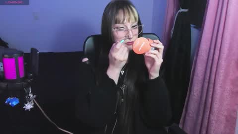 Star Aura online show from 03/18/26, 11:30