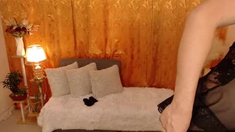 Miss Riri online show from 01/17/26, 08:19