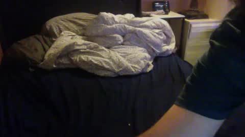 Snapshot of starshine333 chatting on 01/07/25, 03:35 ashtongue online show from 01/07/25, 03:35