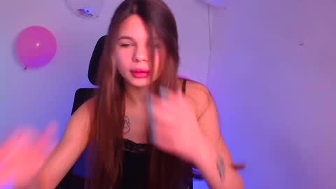 Snapshot of stasy_milk chatting on 02/14/25, 07:07 Stasy online show from 02/14/25, 07:07