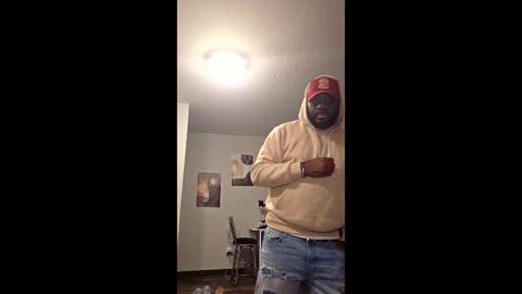 stayinalive1992 online show from 12/16/25, 04:06