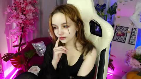 MONICA online show from 11/20/25, 12:16