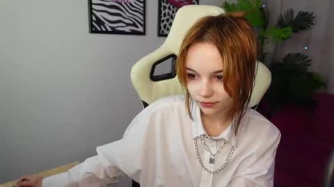 MONICA online show from 01/12/26, 02:22