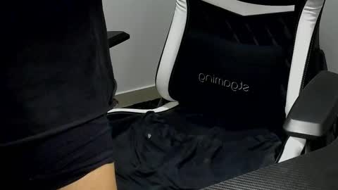 Snapshot of stebankechimba chatting on 10/31/25, 01:17 Stebankechimba online show from 10/31/25, 01:17