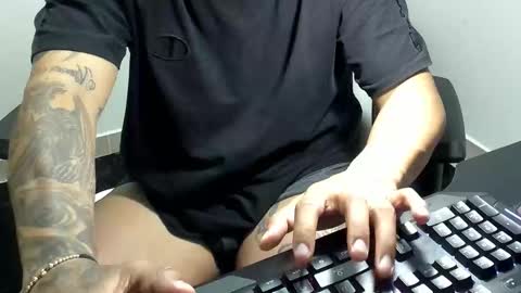 Snapshot of stebankechimba chatting on 11/14/25, 02:32 Stebankechimba online show from 11/14/25, 02:32