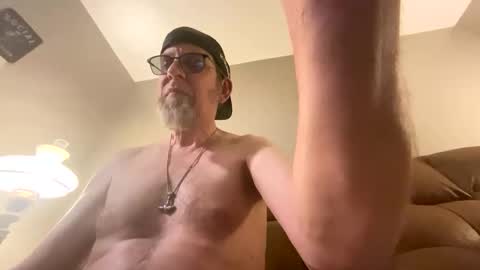 steel259373 online show from 09/23/25, 11:19