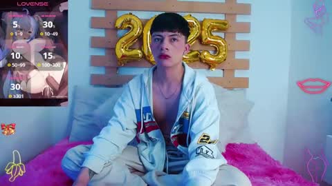 Snapshot of steev_novoa chatting on 01/03/25, 04:22 Steev online show from 01/03/25, 04:22