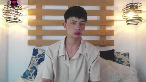 Snapshot of steev_novoa chatting on 02/06/25, 09:53 Steev online show from 02/06/25, 09:53