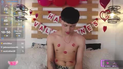 Snapshot of steev_novoa chatting on 02/07/25, 10:08 Steev online show from 02/07/25, 10:08