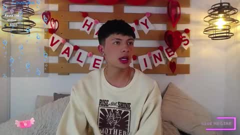 Snapshot of steev_novoa chatting on 02/19/25, 10:34 Steev online show from 02/19/25, 10:34