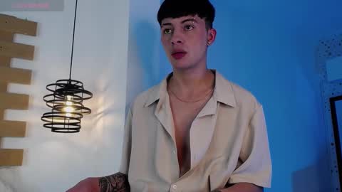 Snapshot of steev_novoa chatting on 03/01/25, 02:59 Steev online show from 03/01/25, 02:59