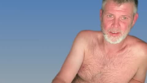 Snapshot of steevee090878 chatting on 10/03/25, 10:51 steve online show from 10/03/25, 10:51