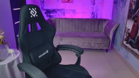 stef_nicks online show from 09/21/25, 05:20