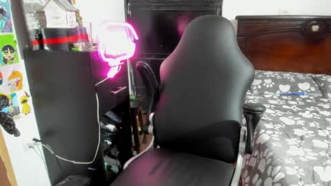 julieth-cancer online show from 04/30/26, 01:12