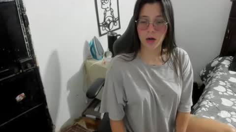 julieth-cancer online show from 07/11/26, 01:30