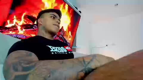 Snapshot of stefan_macallan chatting on 09/24/25, 12:03 Macallan online show from 09/24/25, 12:03