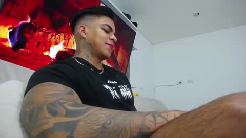 Snapshot of stefan_macallan chatting on 10/07/25, 02:09 Macallan online show from 10/07/25, 02:09