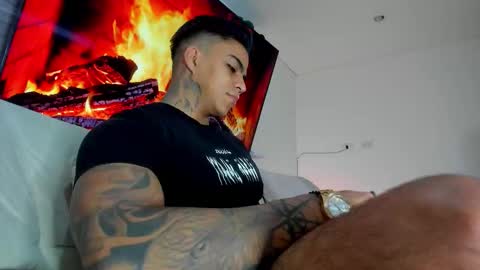 Snapshot of stefan_macallan chatting on 11/11/25, 11:38 Macallan online show from 11/11/25, 11:38