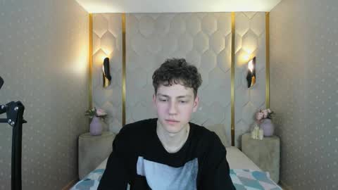 Esrefan online show from 02/06/26, 08:23