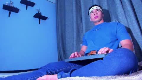 Snapshot of stefann_salvatore chatting on 01/25/25, 03:09 Stefann Salvatore online show from 01/25/25, 03:09