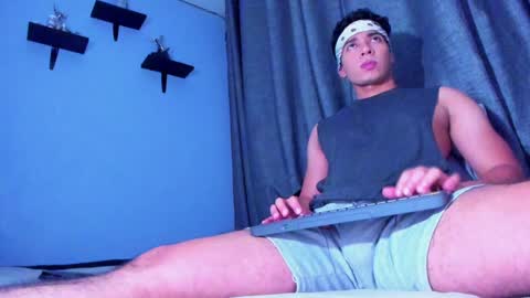 Snapshot of stefann_salvatore chatting on 01/29/25, 02:40 Stefann Salvatore online show from 01/29/25, 02:40