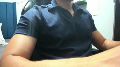 Snapshot of stefann_salvatore chatting on 11/26/25, 01:06 Stefann Salvatore online show from 11/26/25, 01:06