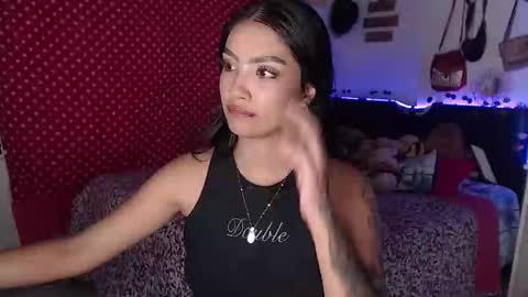 Im MiaIts my first day here  online show from 12/25/24, 12:48