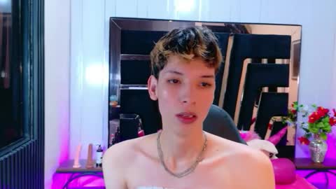 stefany piink online show from 03/22/26, 01:25