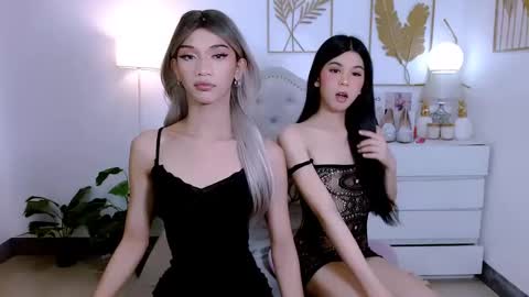 Snapshot of steffani_deluxe chatting on 12/07/24, 07:05 STEF online show from 12/07/24, 07:05