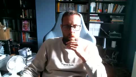 MeStef online show from 09/27/25, 09:47