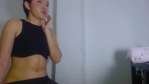 Snapshot of steffharris chatting on 10/18/25, 06:16 stefany online show from 10/18/25, 06:16