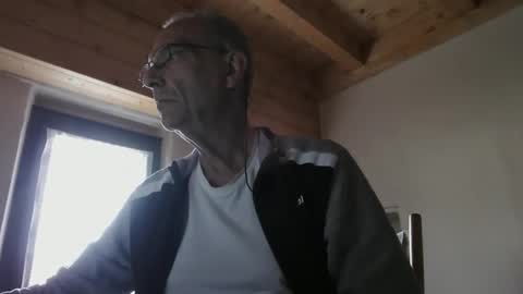 stefi444466 online show from 05/18/26, 05:13