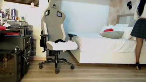 Zuly online show from 09/12/25, 12:11